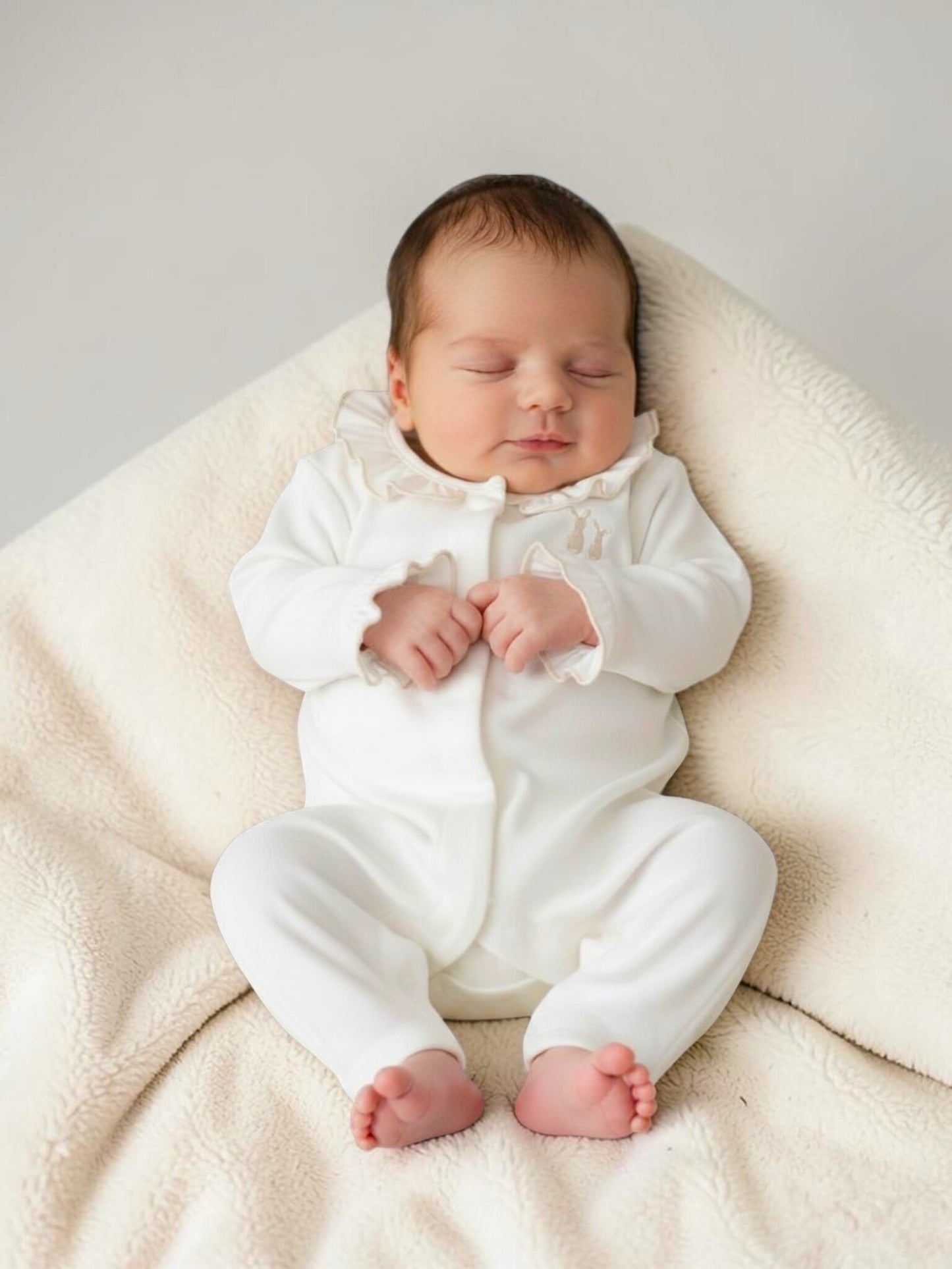 Babypakje Nikki Crème met ruffles